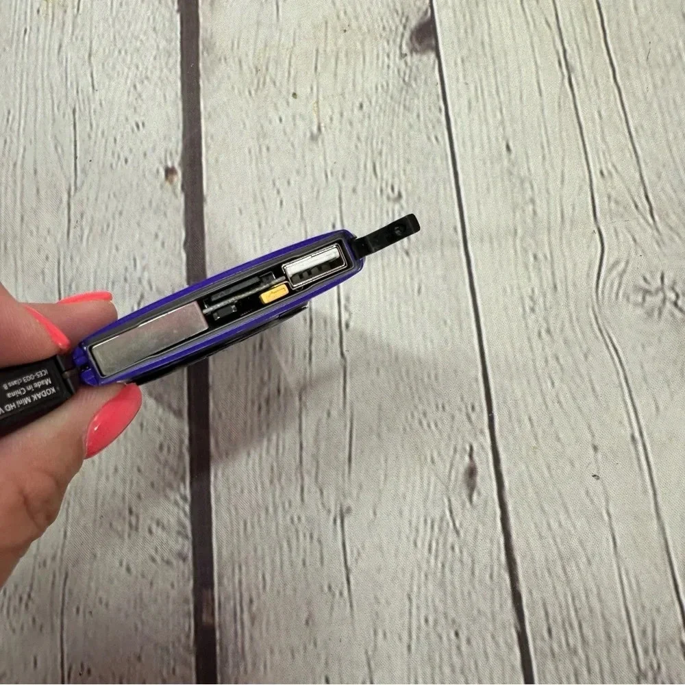 purple kodak mini HD video camera